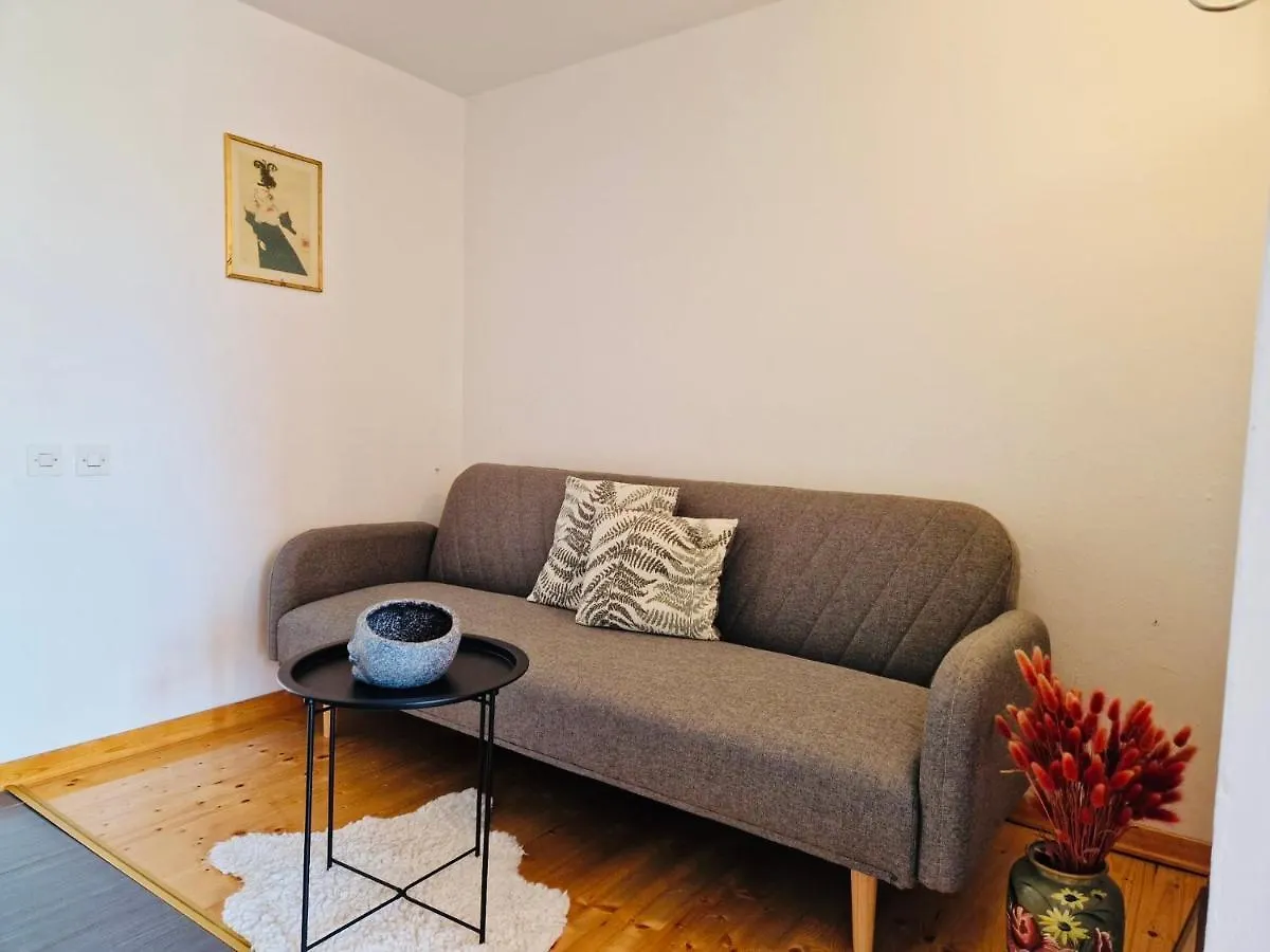 Olive Tree Apartments ロヴィニ