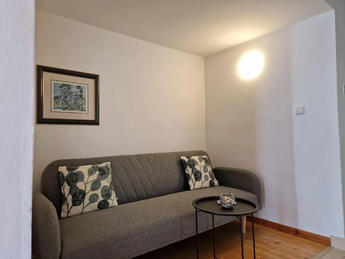 Olive Tree Apartments ロヴィニ クロアチア